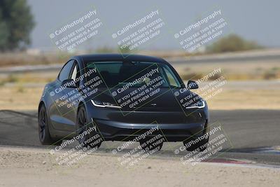 media/Sep-20-2025-Extreme Speed (Sat) [[1fcc23683c]]/Orange (Mid Intermediate)/Session 1 (Sunset)/